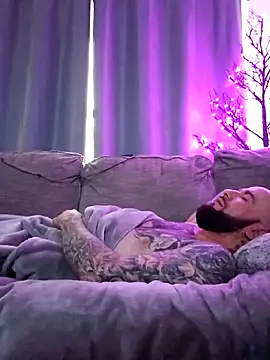 Beardedtattood online show from 01.11.25