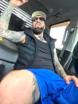 Beardedtattood online show from 10.31.25