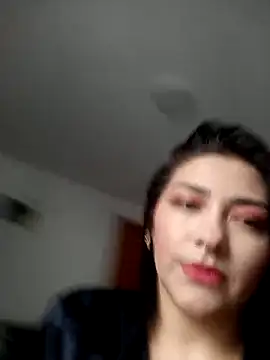 Snapshot of SophieWinslow chatting on 03.17.25 SophieWinslow online show from 03.17.25