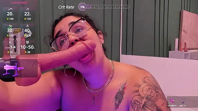 Reginavegaa online show from 01.07.25
