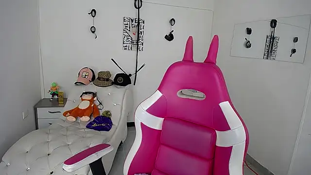 Leonard Price online show from 09.19.25