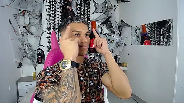 Leonard Price online show from 11.07.25