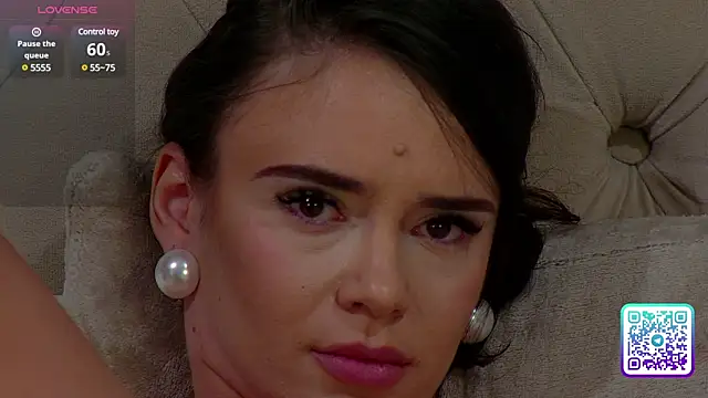 KateReevah online show from 03.18.25