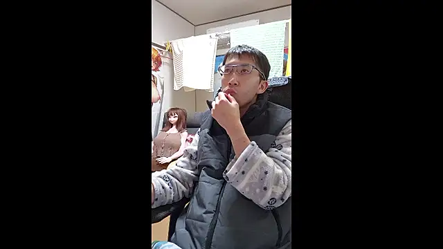 Aenbukkake kai2 online show from 11.27.25