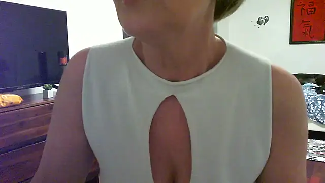 Snapshot of __Angel78__ chatting on 09.15.25 Angel78 online show from 09.15.25