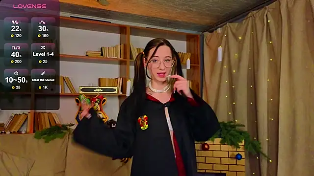 Dark Lola  online show from 12.15.24