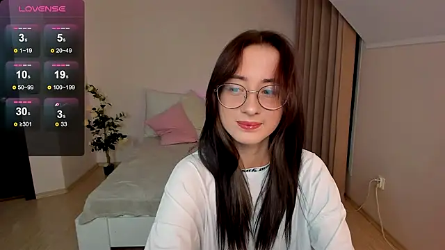 Dark Lola  online show from 01.11.25