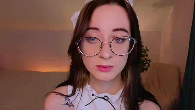 Dark Lola  online show from 02.02.25