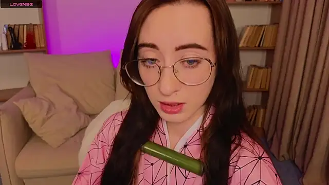 Dark Lola  online show from 03.01.25