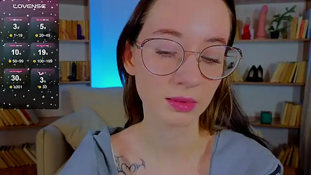 Dark Lola  online show from 03.04.25