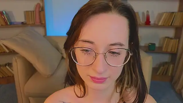 Dark Lola  online show from 03.08.25