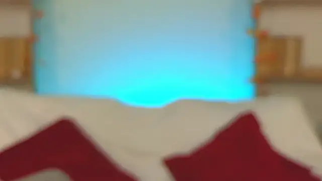 Dark Lola  online show from 10.13.25