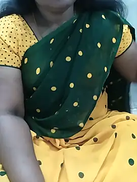 Snapshot of MaaliiiPonuTamil chatting on 06.21.26 MaaliiiPonuTamil online show from 06.21.26