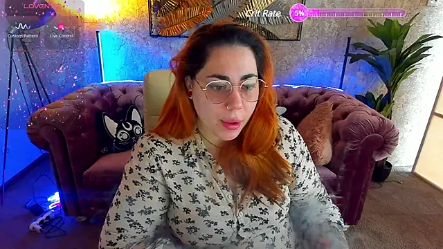 Snapshot of Kittywakee chatting on 02.06.25 Kittywakee online show from 02.06.25