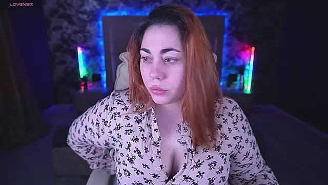 Snapshot of Kittywakee chatting on 02.25.25 Kittywakee online show from 02.25.25