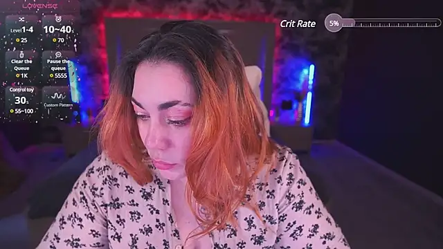 Snapshot of Kittywakee chatting on 03.12.25 Kittywakee online show from 03.12.25