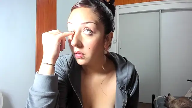 HeyTati online show from 02.13.25