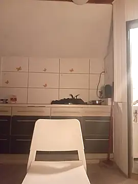 Snapshot of Daniela92@xh chatting on 09.30.25 Daniela92xh online show from 09.30.25