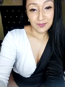 ArianaMist online show from 02.19.25