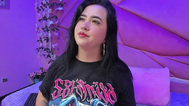 Victoria Rossy online show from 10.24.25