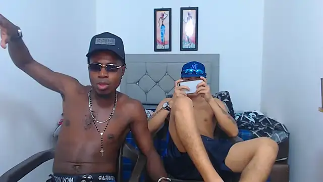 Snapshot of jaycolinss chatting on 03.11.26 jaycolinss online show from 03.11.26