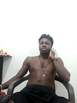 Snapshot of jaycolinss chatting on 04.01.26 jaycolinss online show from 04.01.26