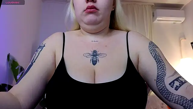 caseyrobbins online show from 10.31.25