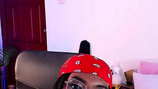 conielaurenth online show from 09.22.25