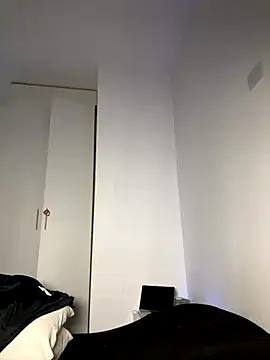 AgnesCampp online show from 09.17.25