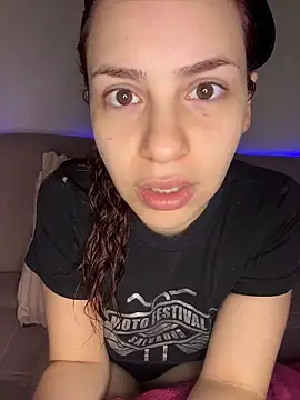 AgnesCampp online show from 07.20.26
