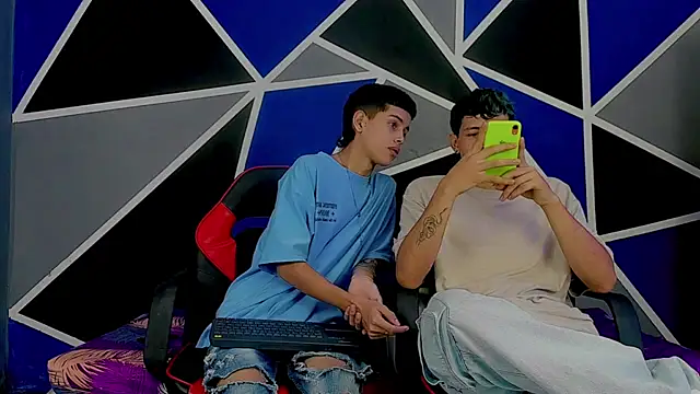 migueyalejo teens online show from 03.22.25