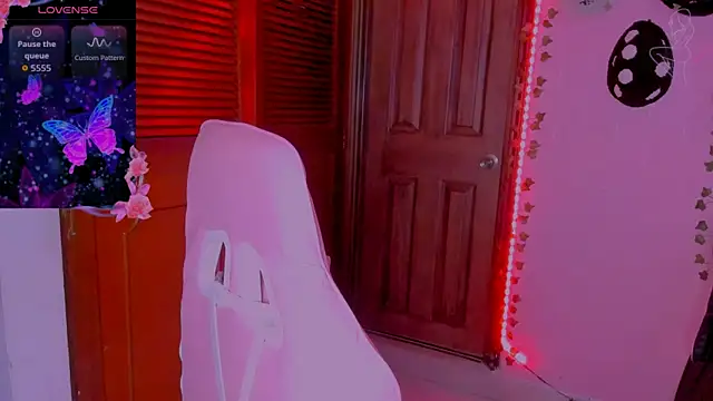 gabyye capprins online show from 09.09.25