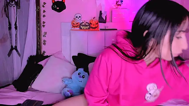 gabyye capprins online show from 10.25.25