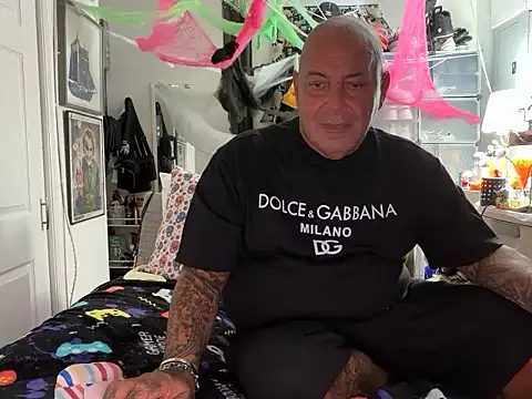 joeytatts66 online show from 10.04.25