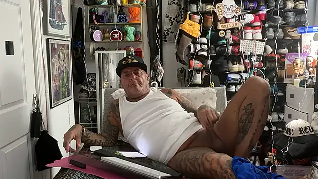 joeytatts66 online show from 02.27.26