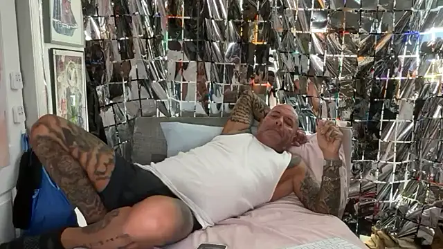 joeytatts66 online show from 04.13.26