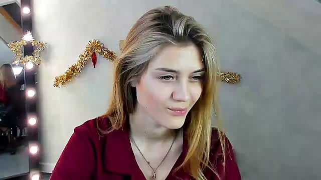 Snapshot of Cherry_Price chatting on 01.09.25 Cherry Price online show from 01.09.25