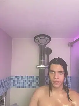 Snapshot of MIA_YOURHOTTIE chatting on 12.15.24 MIA YOURHOTTIE online show from 12.15.24