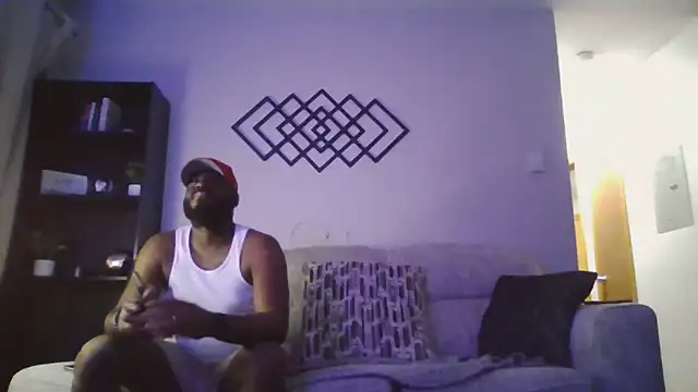 Snapshot of _CumSeeV_ chatting on 12.31.24  CumSeeV  online show from 12.31.24