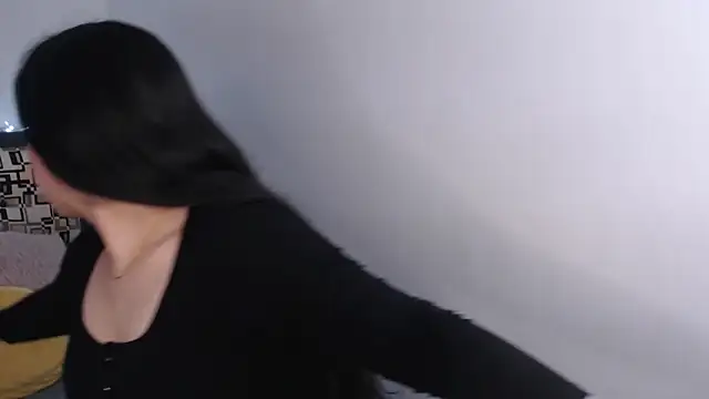 Snapshot of iam_emy chatting on 10.23.25 iam emy online show from 10.23.25