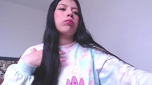 Snapshot of iam_emy chatting on 10.29.25 iam emy online show from 10.29.25