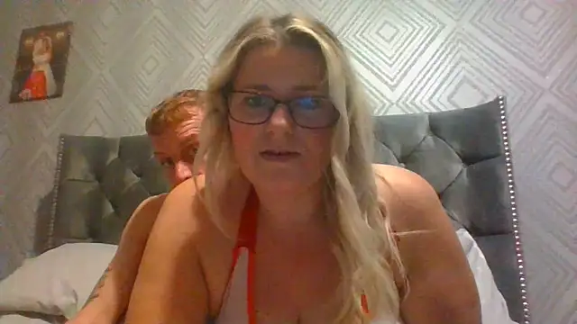 SweetXCandyX online show from 11.06.25