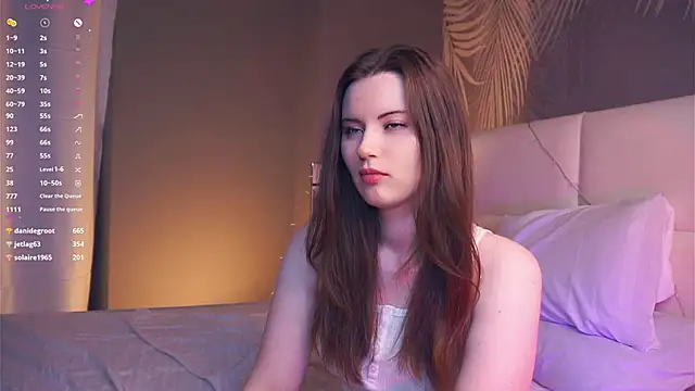 LoraDevon online show from 01.13.25