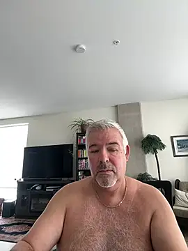 Snapshot of aarosteev2 chatting on 03.06.25 aarosteev2 online show from 03.06.25