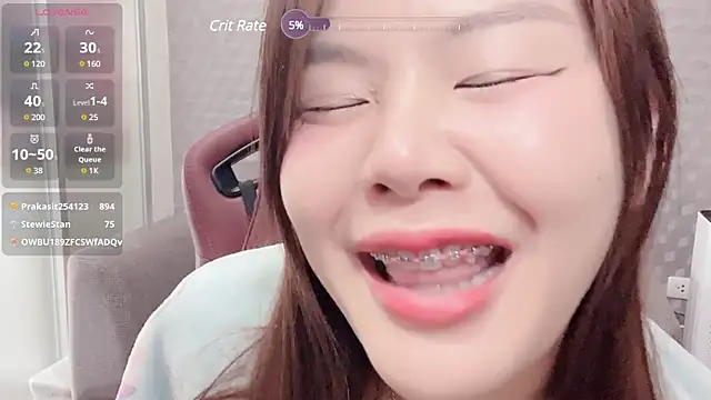 nenechuchu online show from 02.14.25