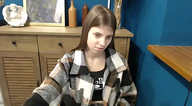 Snapshot of felicity_gold chatting on 12.21.24 felicity gold online show from 12.21.24