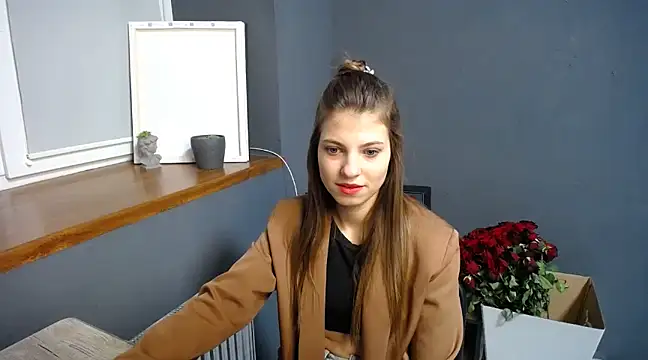 Snapshot of felicity_gold chatting on 02.24.25 felicity gold online show from 02.24.25