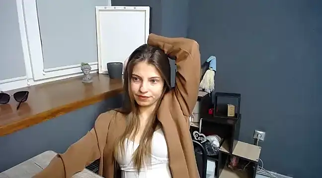 Snapshot of felicity_gold chatting on 03.21.25 felicity gold online show from 03.21.25