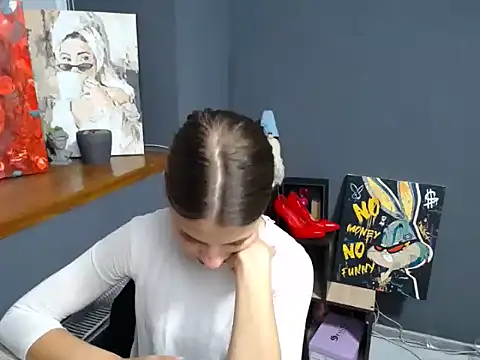 Snapshot of felicity_gold chatting on 09.18.25 felicity gold online show from 09.18.25