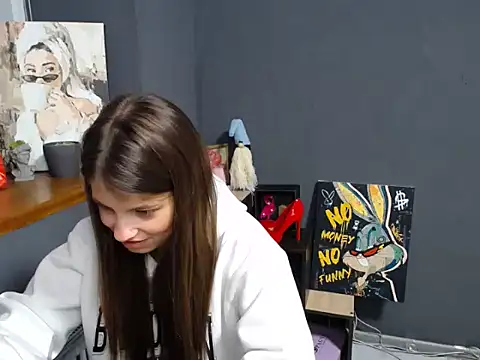 Snapshot of felicity_gold chatting on 10.09.25 felicity gold online show from 10.09.25